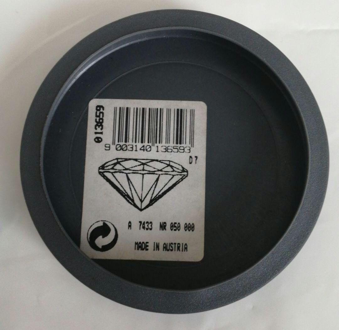 SWAROVSKI スワロフスキー ダイアモンドカット チャトン 置物