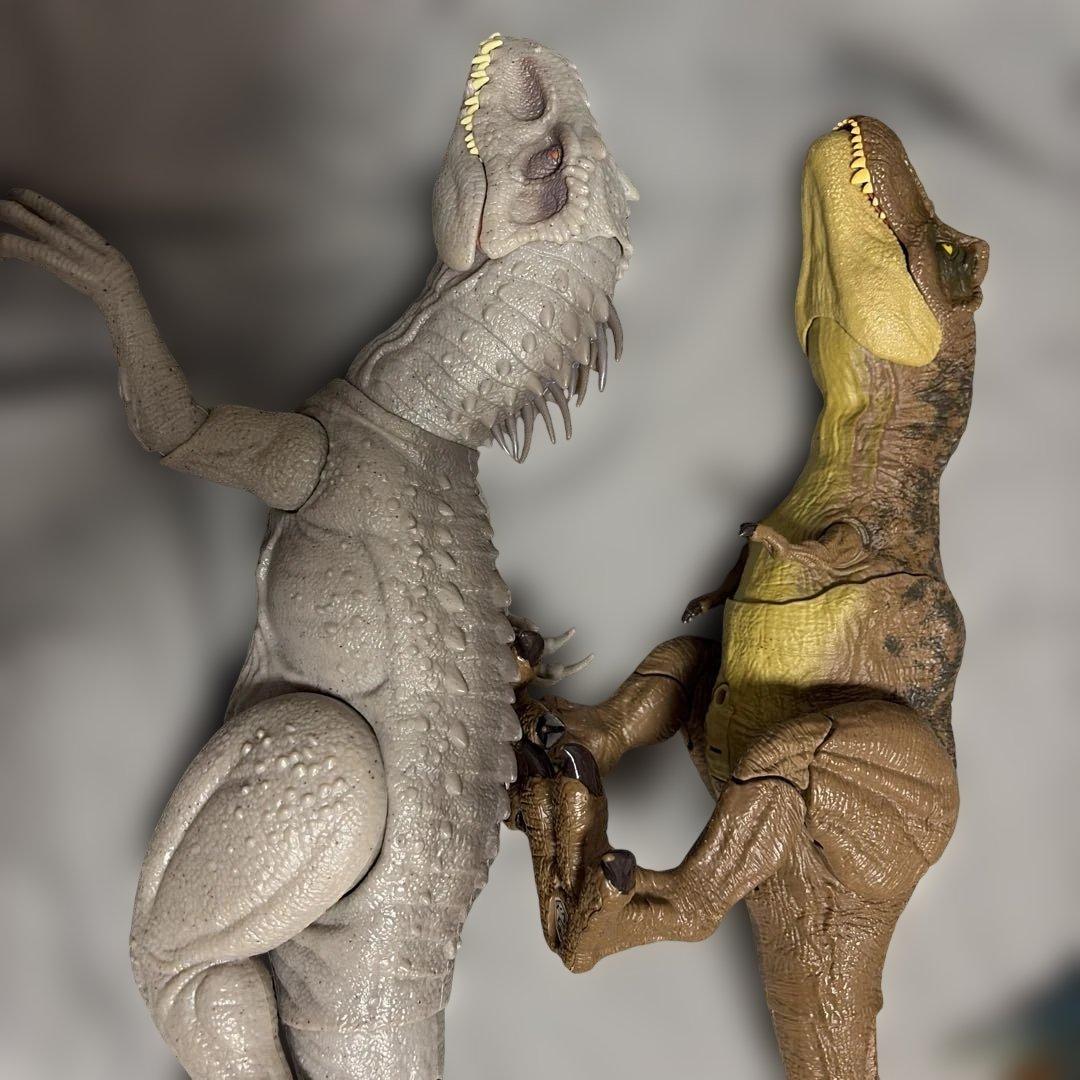 恐竜フィギュアセット