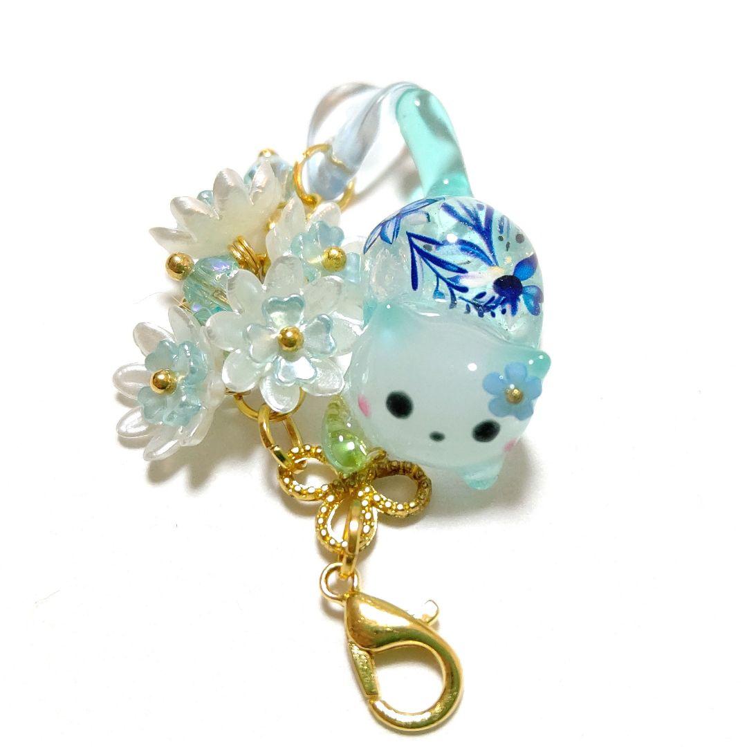 専用商品K-10130 じゃれ猫チャーム(お花 花びら)