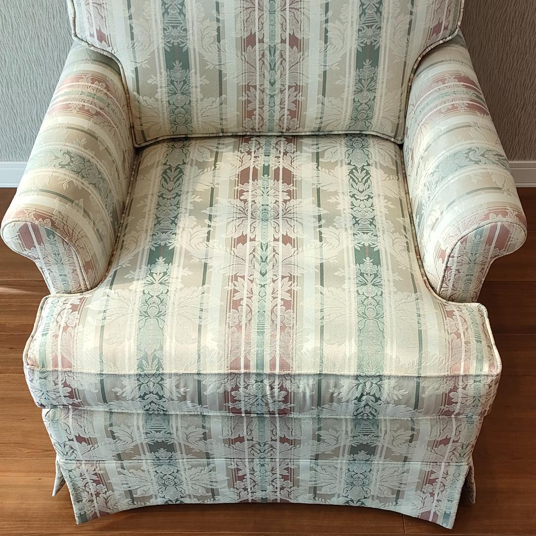 〈美品〉トーマスビル　一人掛けソファ　米国製　クッション付き①