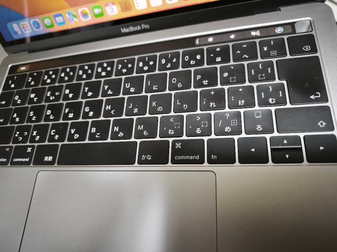 MacBook pro2017 13.3インチ (Touch Bar搭載)