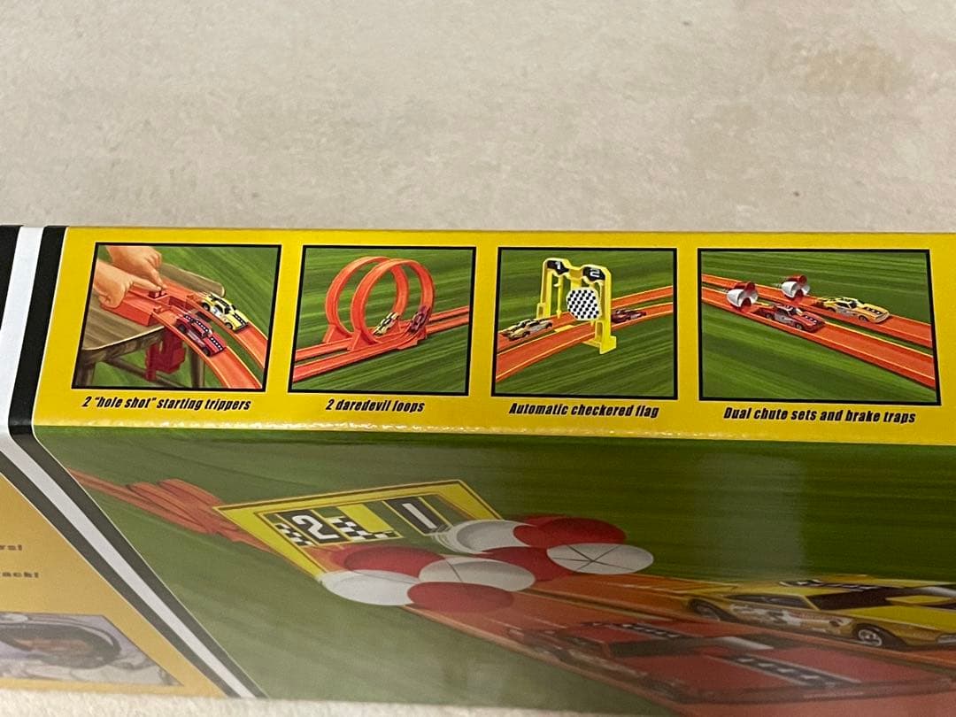 ミニカー Hot Wheels Mon & Snake DragRace Set