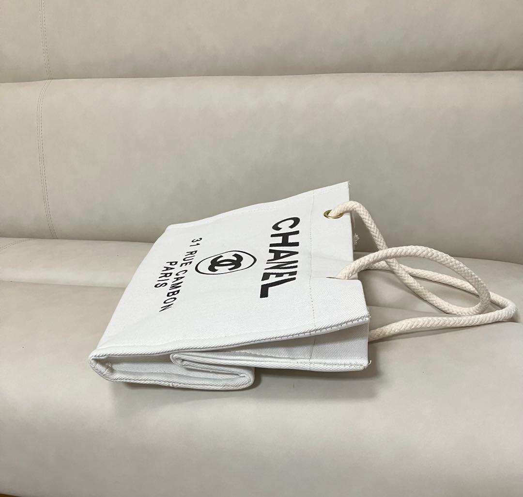 CHANEL ノベルティ　トートバッグ白　新品