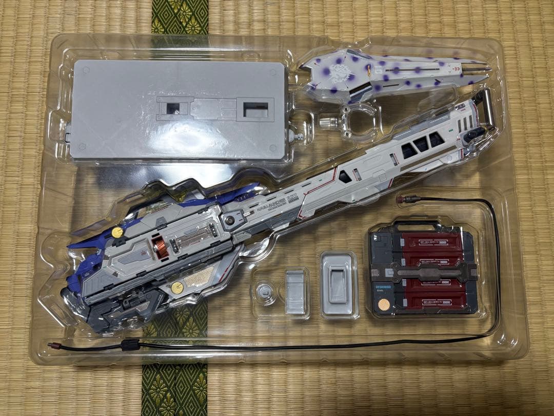 メタルビルド Hi-νガンダム+ハイパーメガバズーカランチャー オプションセット