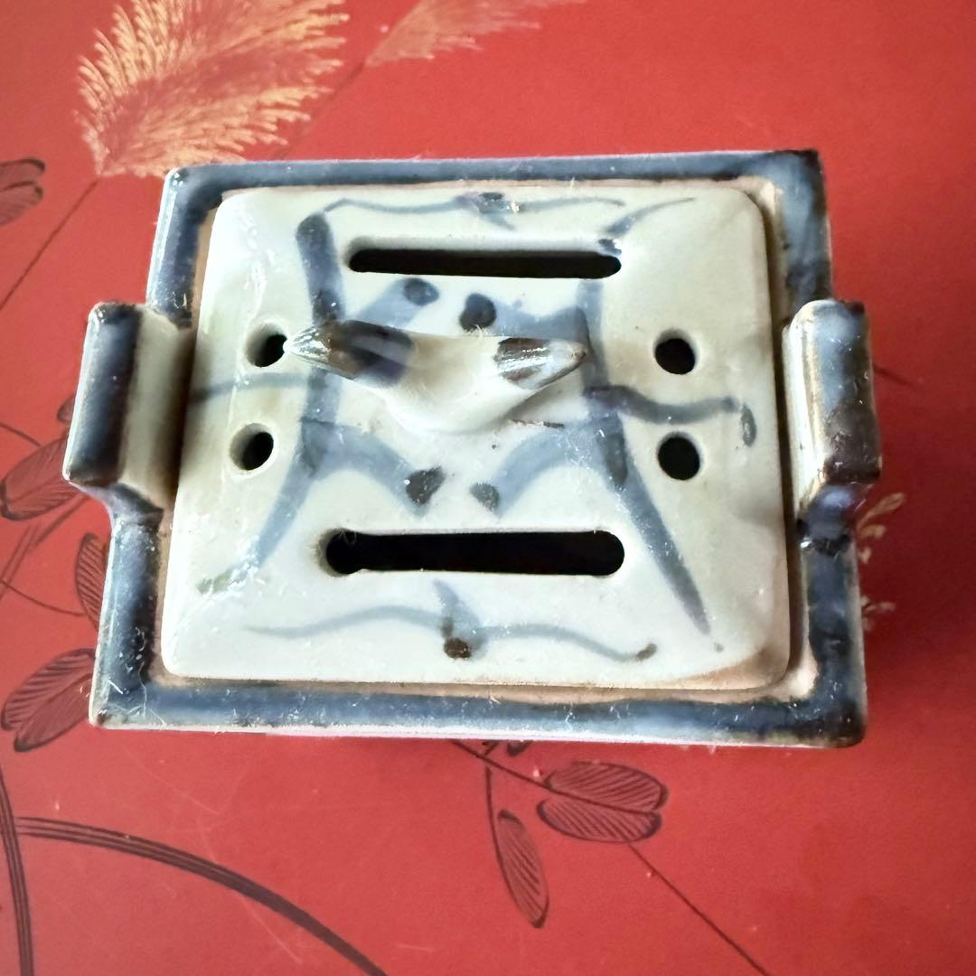 2235様感謝‼️春‼️愛蔵　伊万里古染付青花文様鳥摘み香炉