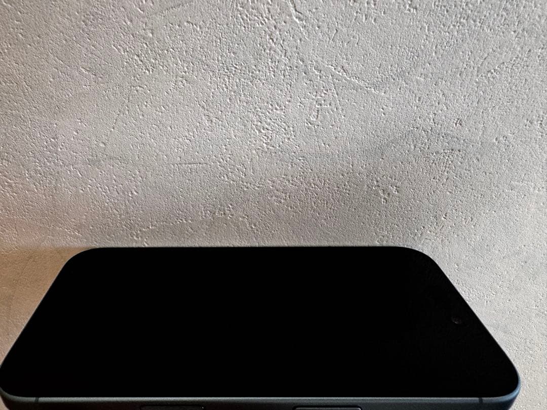 Apple iPhone 16 ティール 128GB バッテリー100%