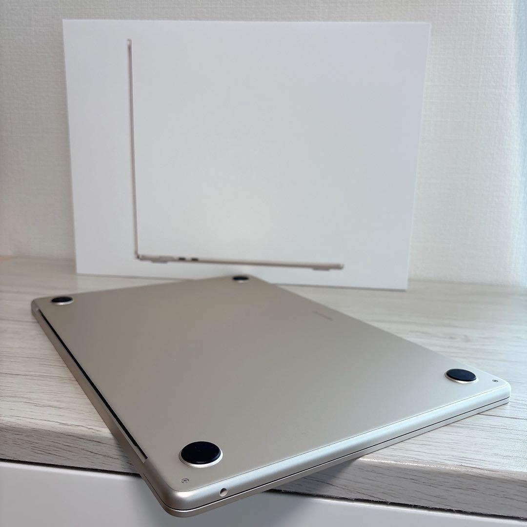 MacBook Air M2 15インチ　512GB