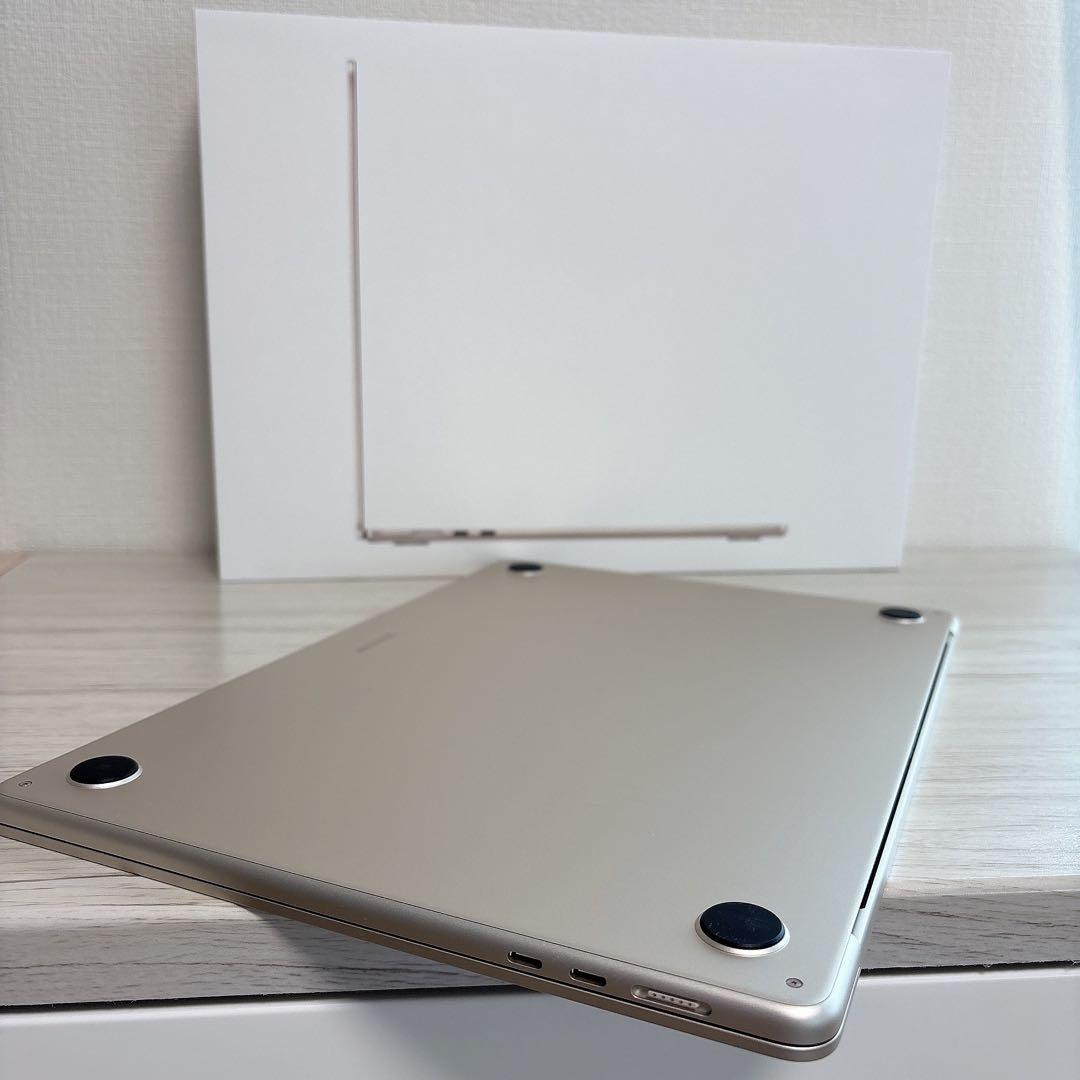 MacBook Air M2 15インチ　512GB