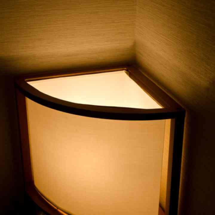 棚付フロアライト　コーナー