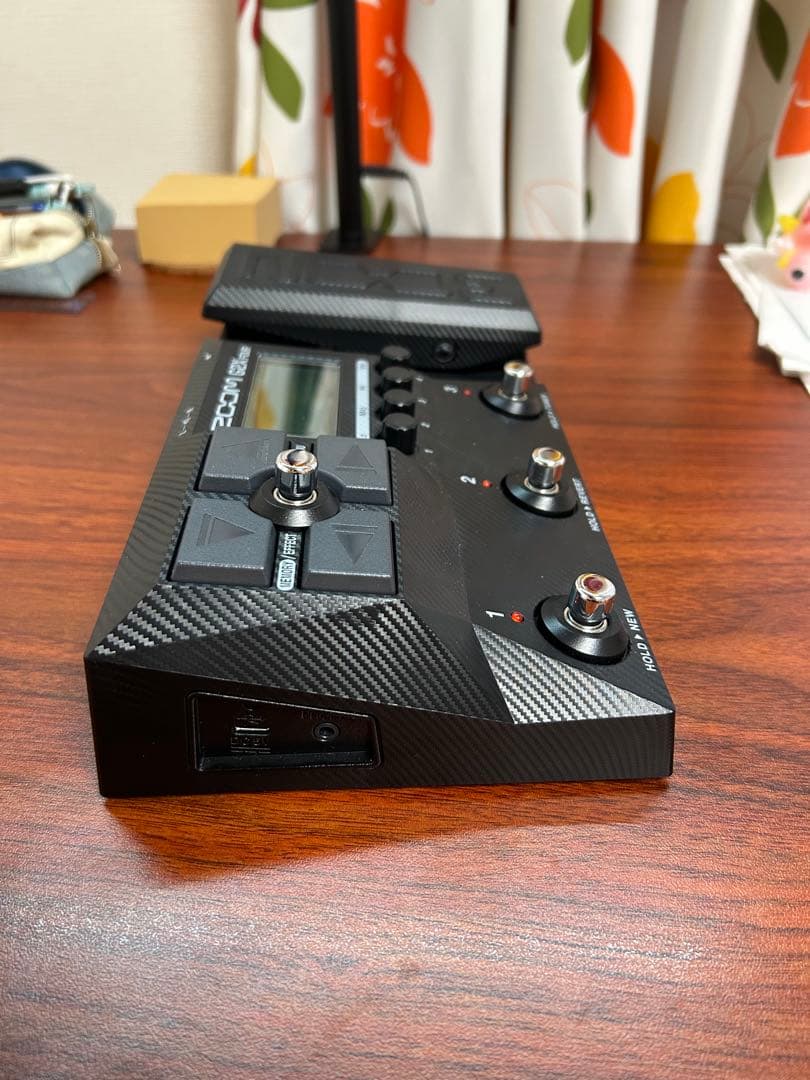 ZOOM G2X Four ギターエフェクター