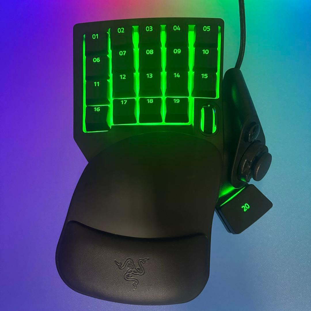 Razer TARTARUS V2 左手デバイス