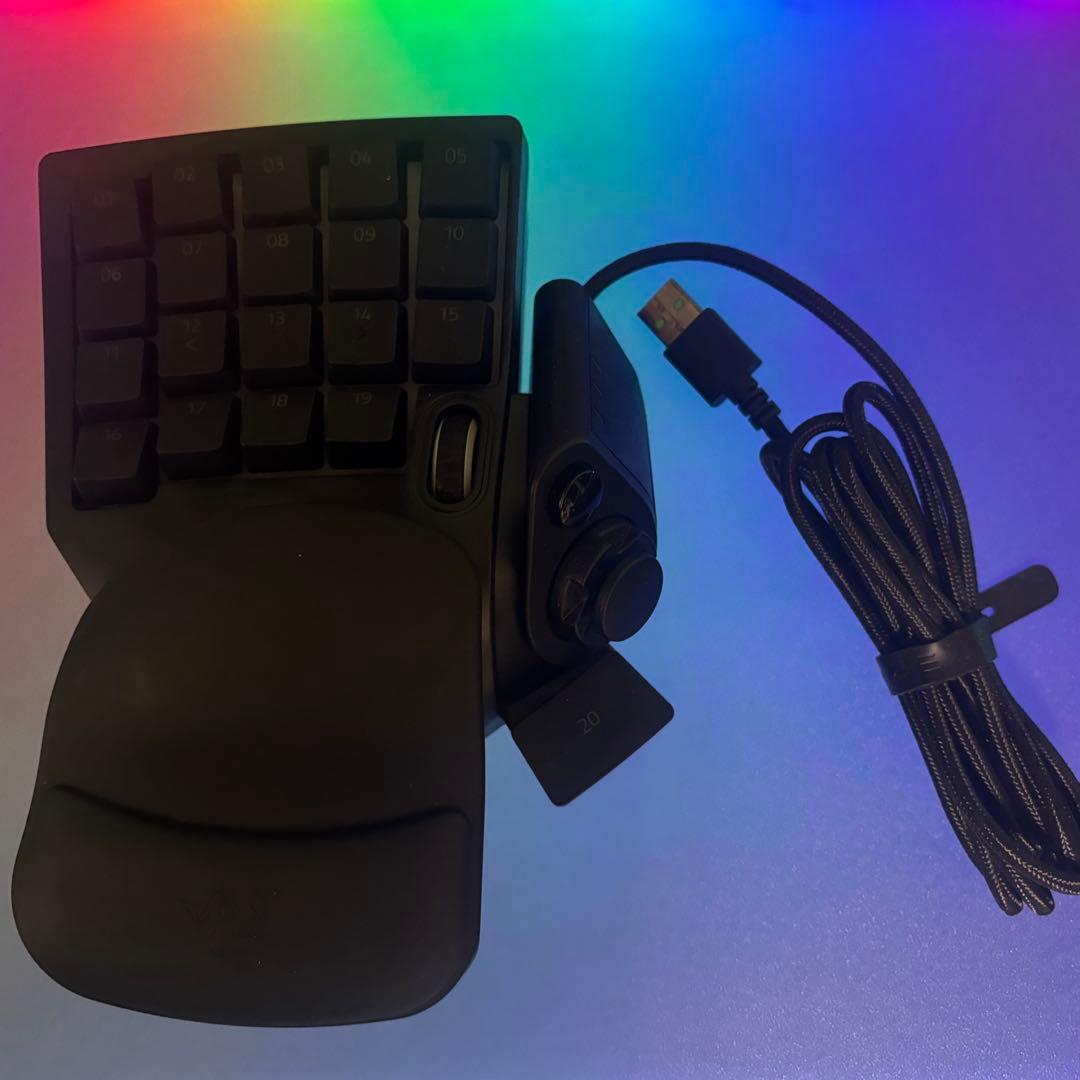 Razer TARTARUS V2 左手デバイス
