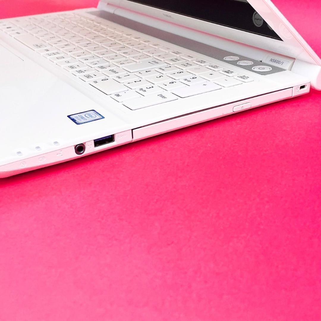 Windows11ならコレ❣️第8世代Corei7薄型ノートパソコン！カメラSSD