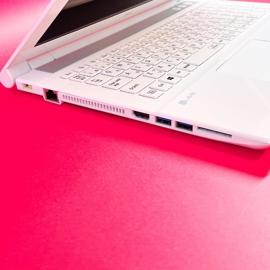 Windows11ならコレ❣️第8世代Corei7薄型ノートパソコン！カメラSSD