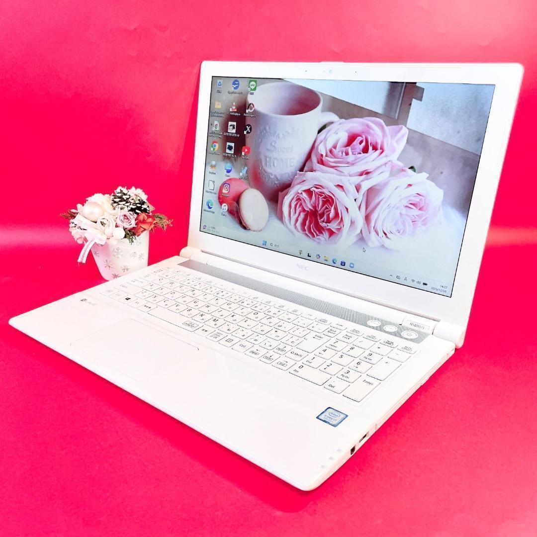 Windows11ならコレ❣️第8世代Corei7薄型ノートパソコン！カメラSSD