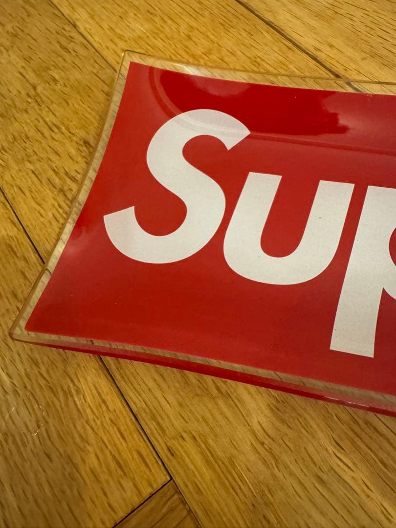 Supreme トレイ