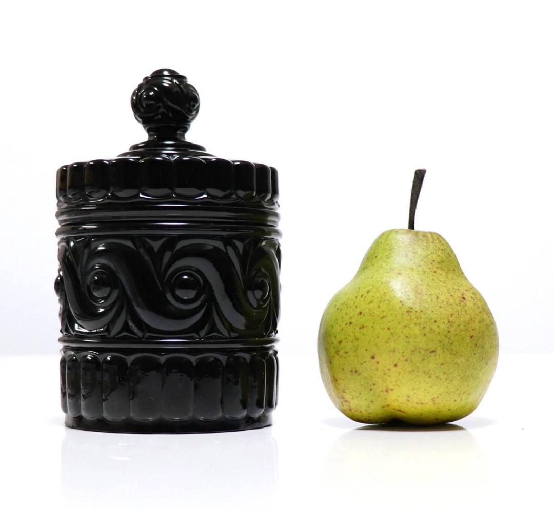 バカラ 希少型 最大 866g ブラッククリスタルガラス製 漆黒の蓋物 ルッセ