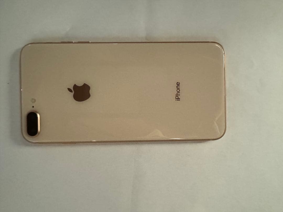 iphone8 plus 本体　その他おまけ付き
