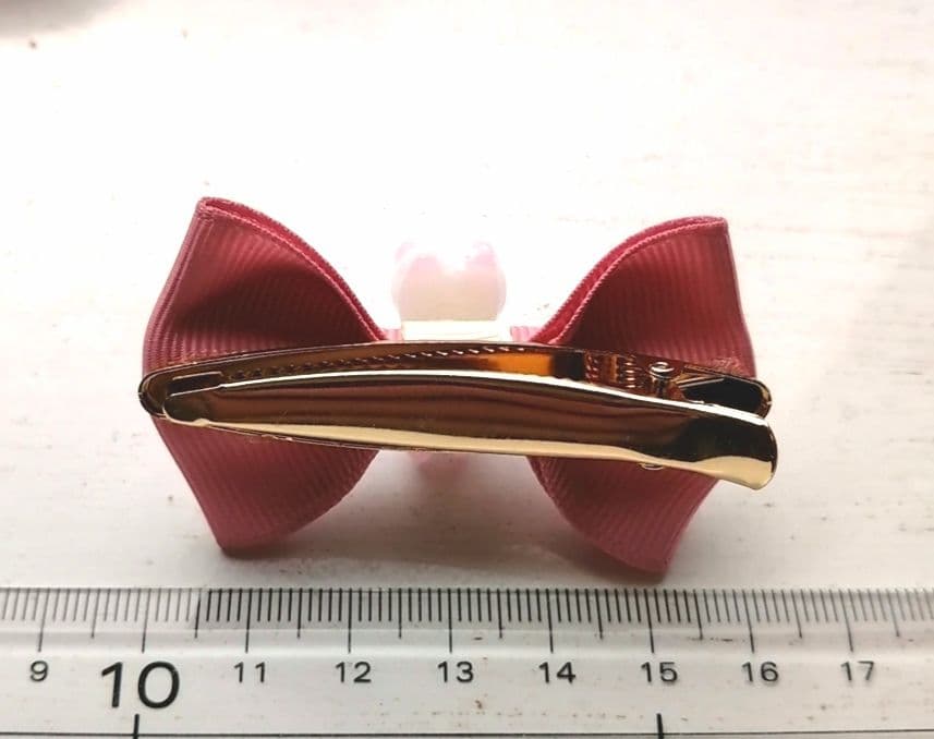 にゃんこリボンのヘアクリップ(ピンク)、ぐで猫