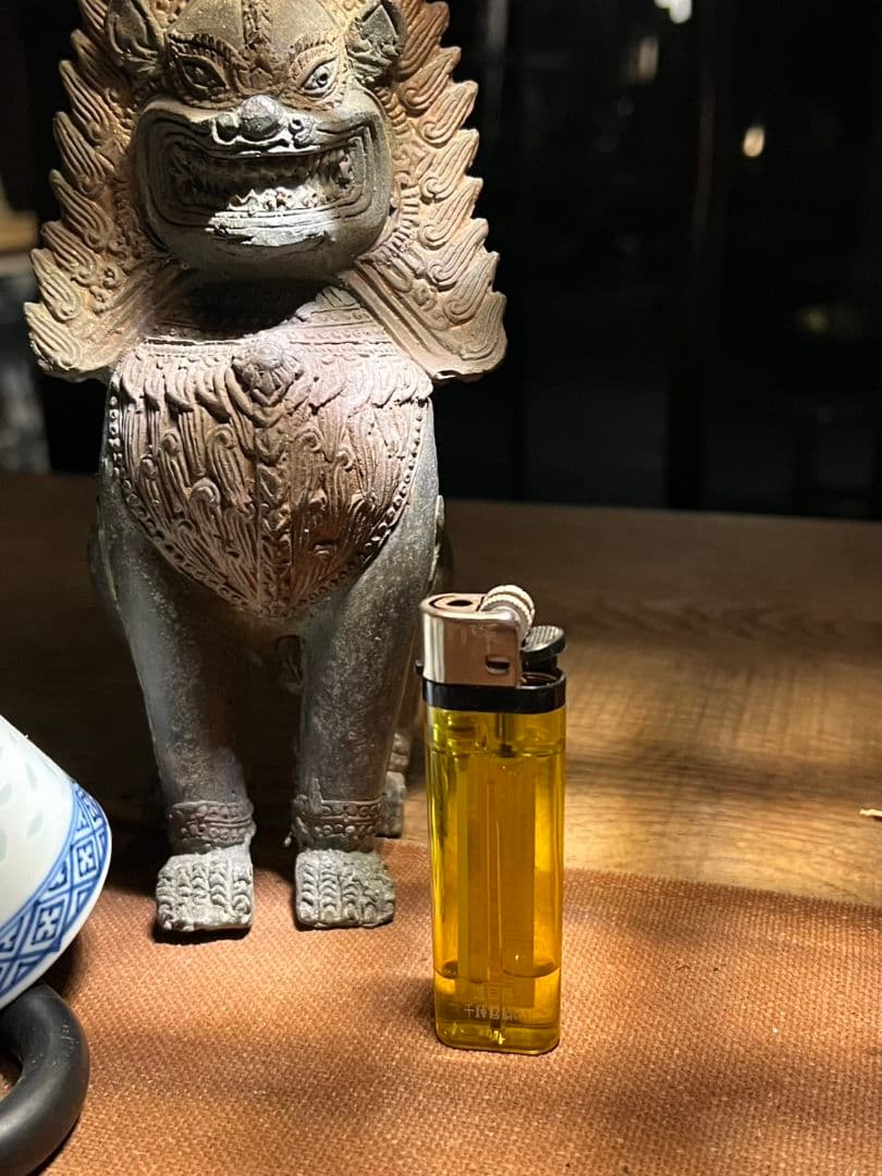 【美術品】獅子魔除け　置物