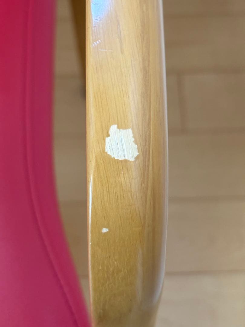 貞苅椅子製作所　AC102　椅子　高齢者向け軽量イス赤色