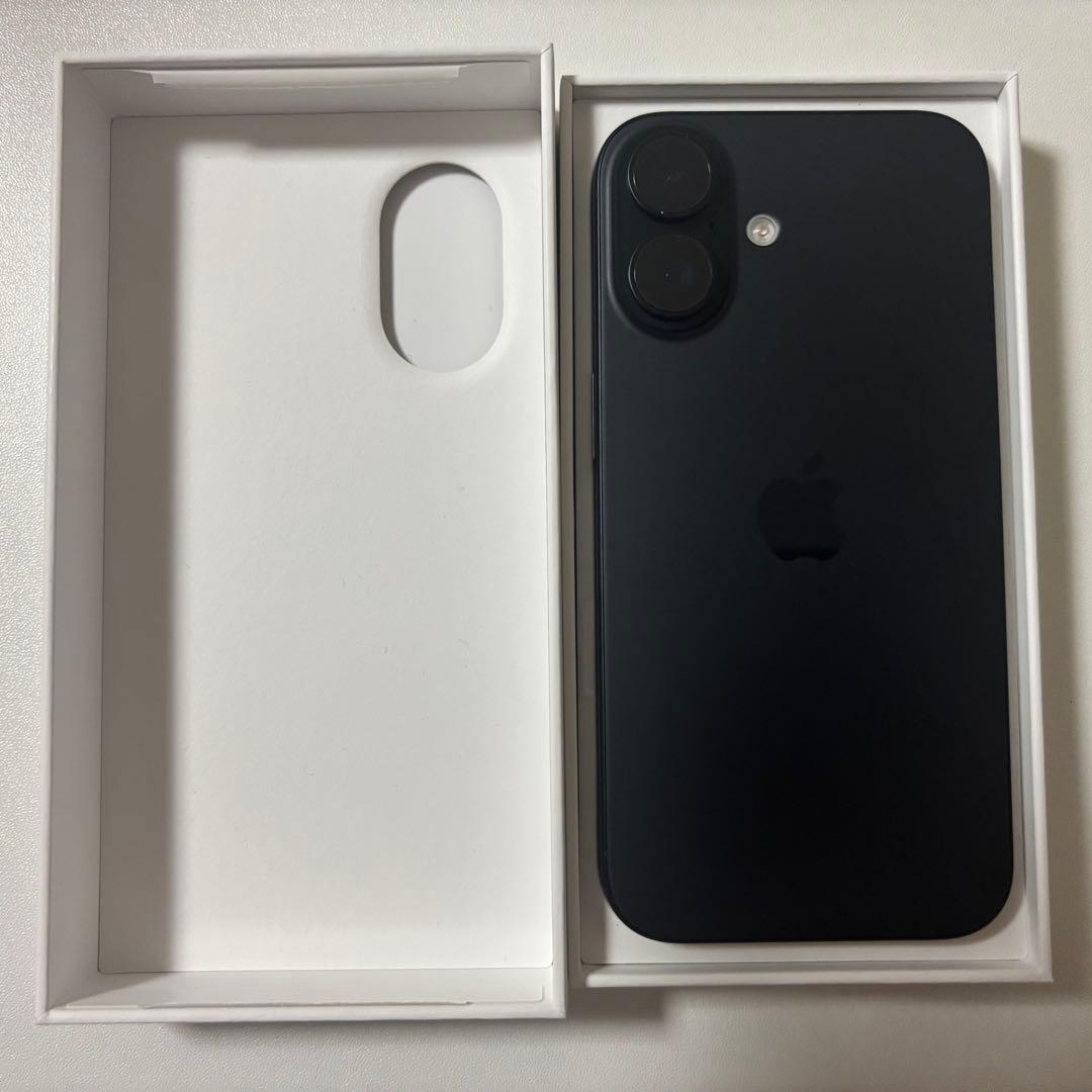 Apple iPhone 16 ブラック 本体