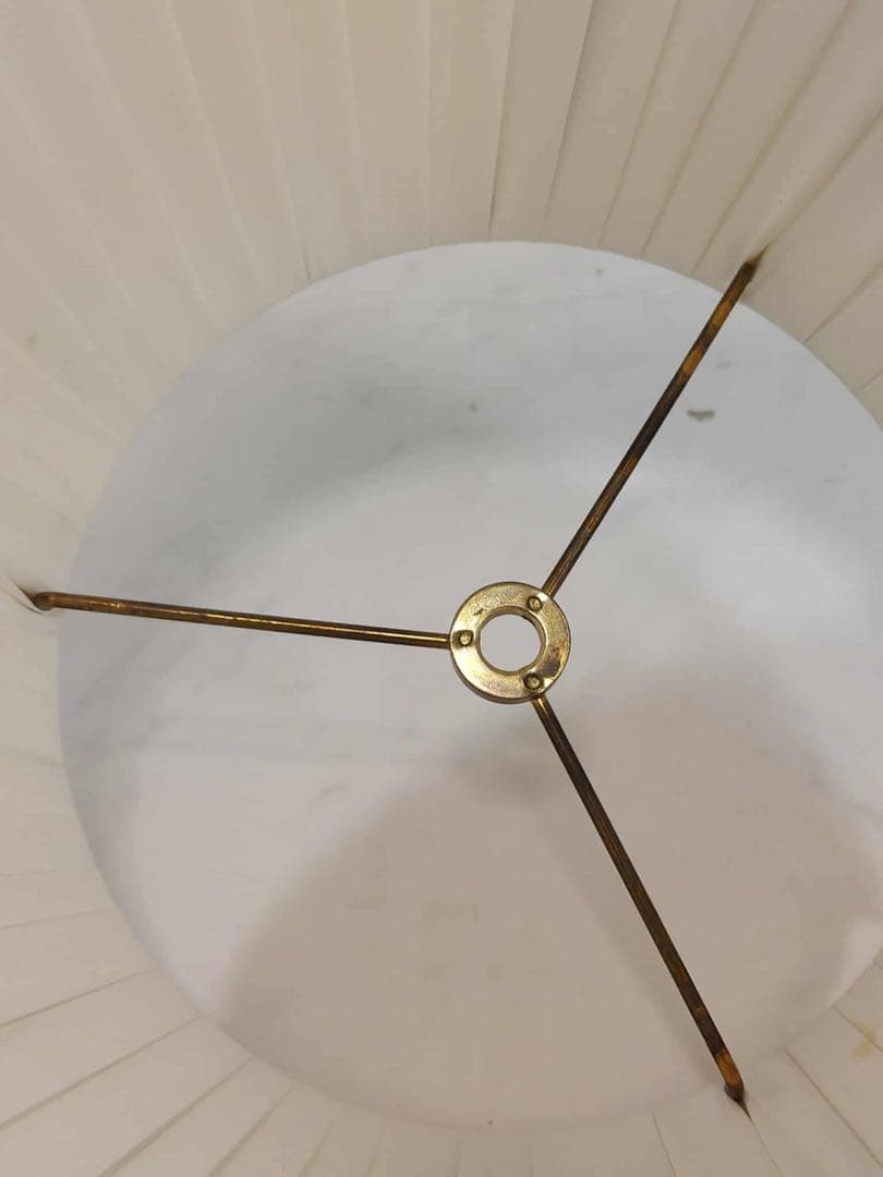 プリーツシェードランプ 陶器 テーブルランプ