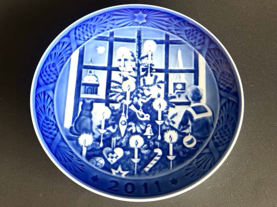 美品 ロイヤルコペンハーゲン 2011年 クリスマスプレート 皿　ネコ 猫