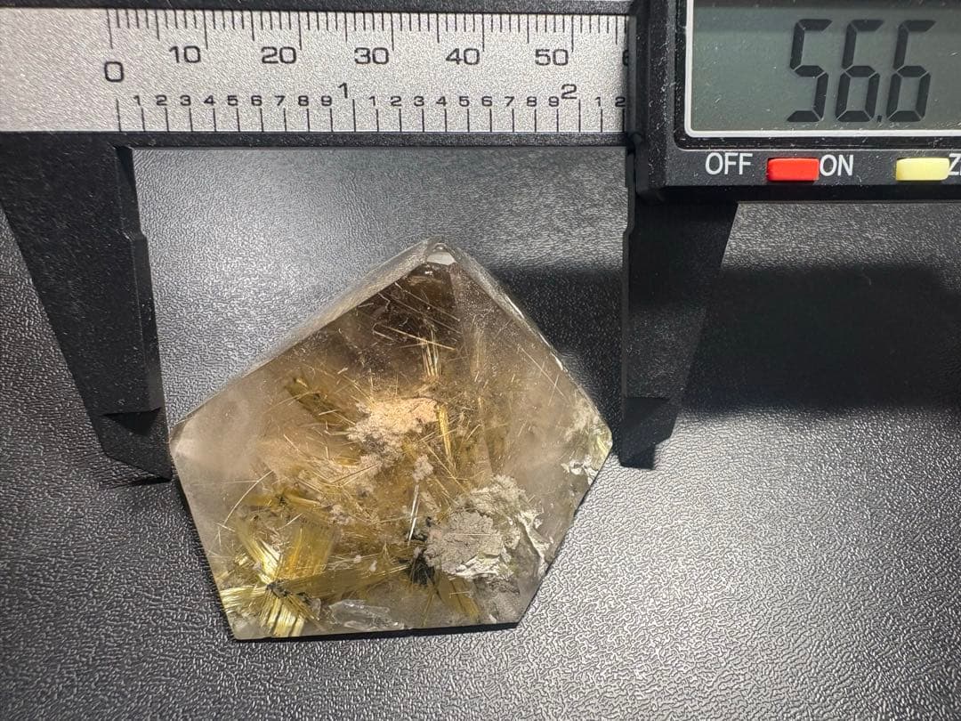 ✨天然ルチルクォーツ 原石 ポリッシュ 標本✨