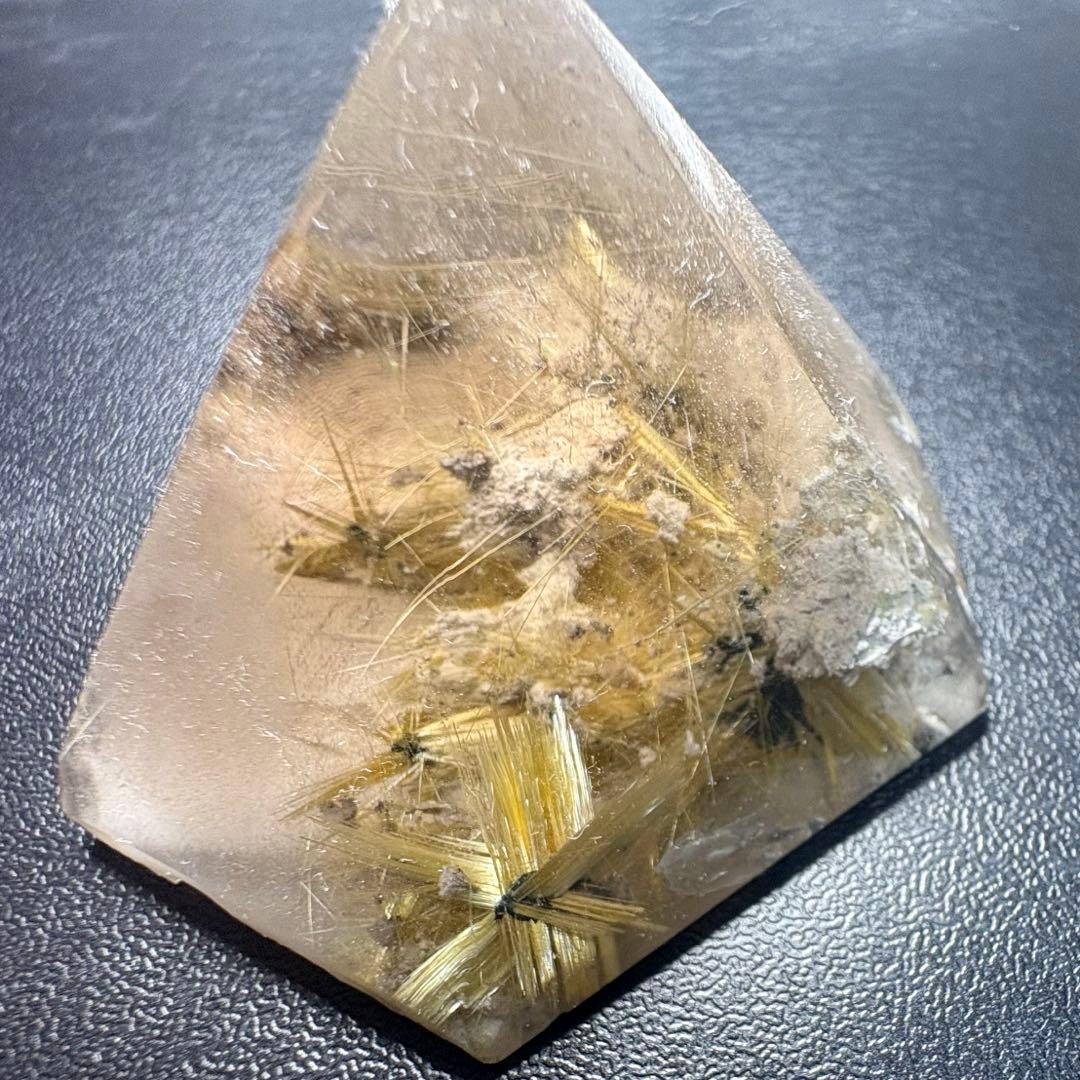 ✨天然ルチルクォーツ 原石 ポリッシュ 標本✨