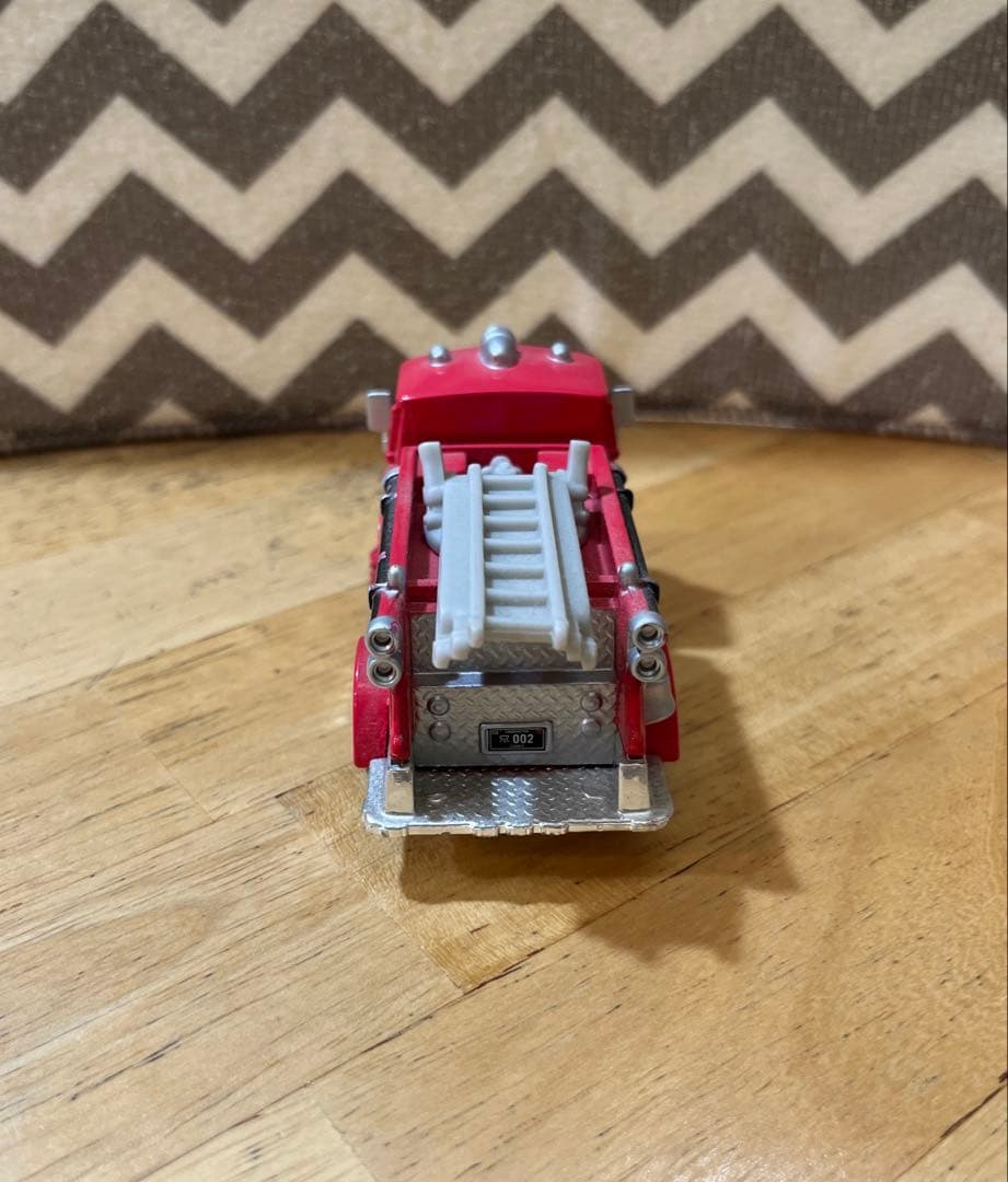 マテル　カーズ　サリー　レッド　シェリフ　ミニカー 3台セット