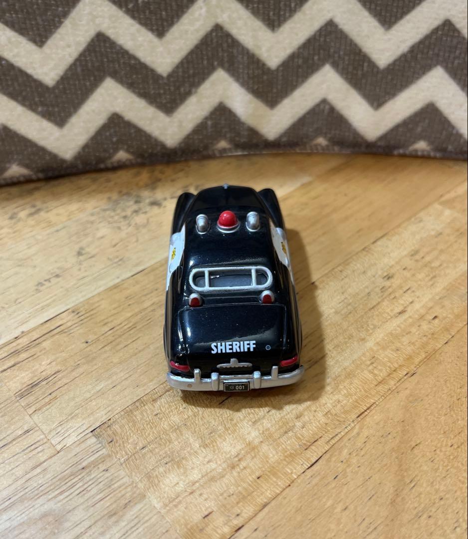 マテル　カーズ　サリー　レッド　シェリフ　ミニカー 3台セット