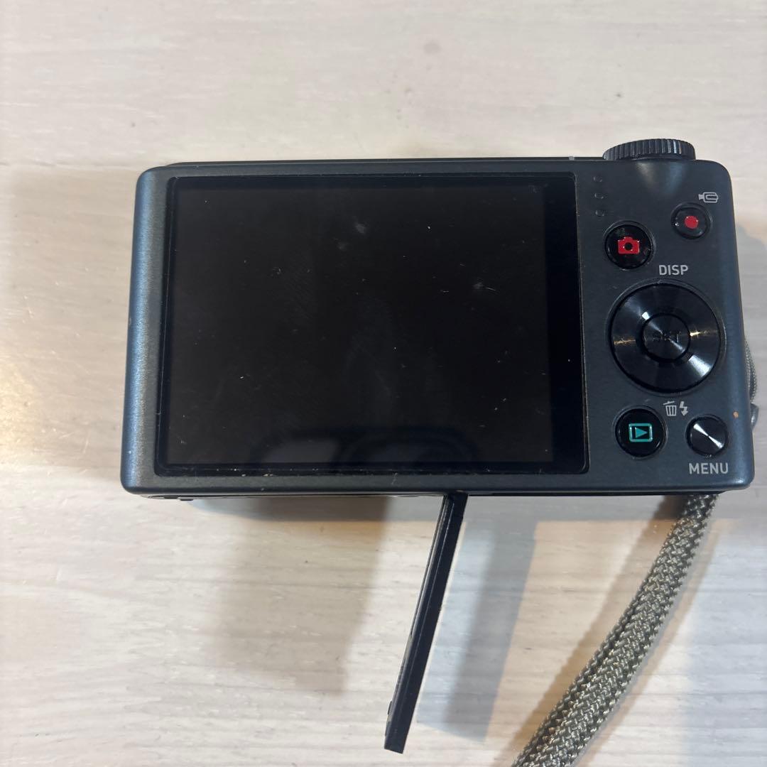 ジャンク CASIO EX-ZR100 コンパクトデジタルカメラ