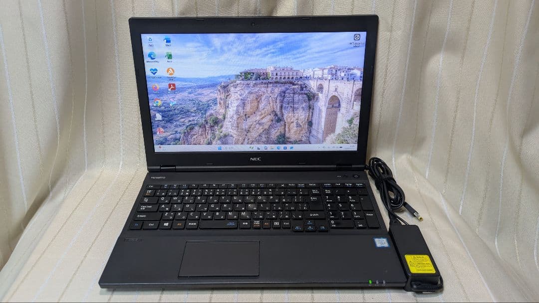 SSD起動早い★VersaPro i5-8世代 8GB 128GB Office