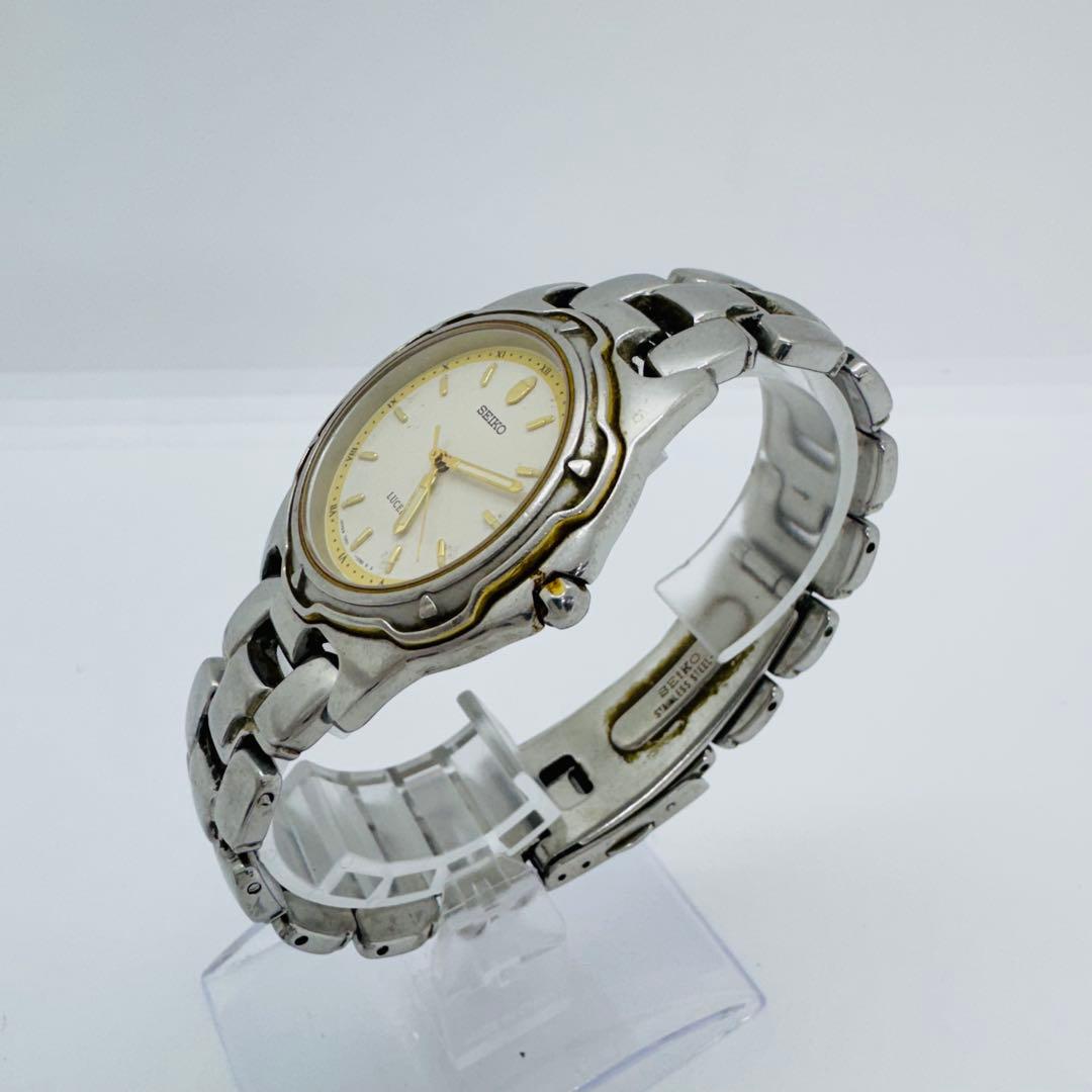 ✨SEIKO✨セイコー✨LUCENT✨ホワイト文字盤✨クォーツ✨腕時計✨