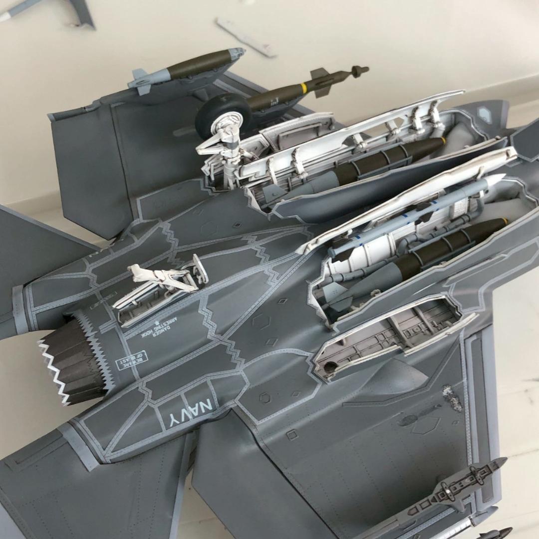 戦闘機 模型 1/48 F-35A ライトニングⅡ 完成品 ジャンク