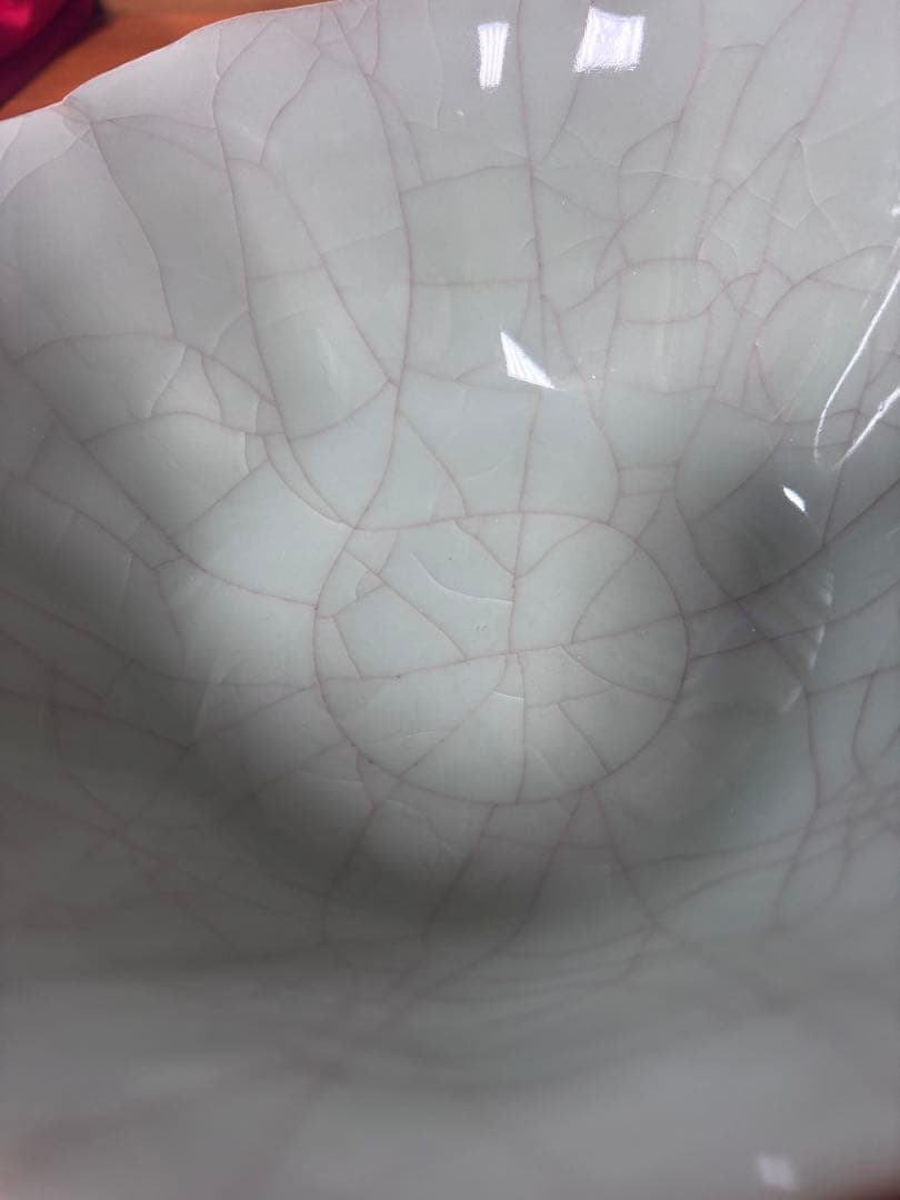 川瀬　忍作　青磁輪花鉢