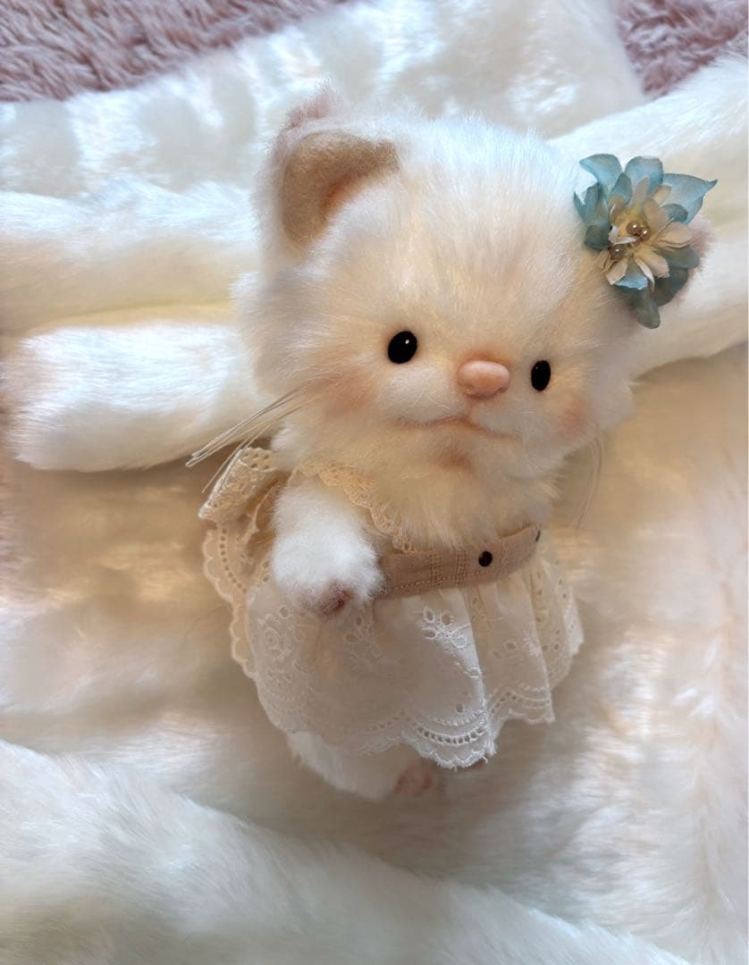 ハンドメイドぬいぐるみ　⭐︎ロングヘアーのわたあめねこちゃん⭐︎