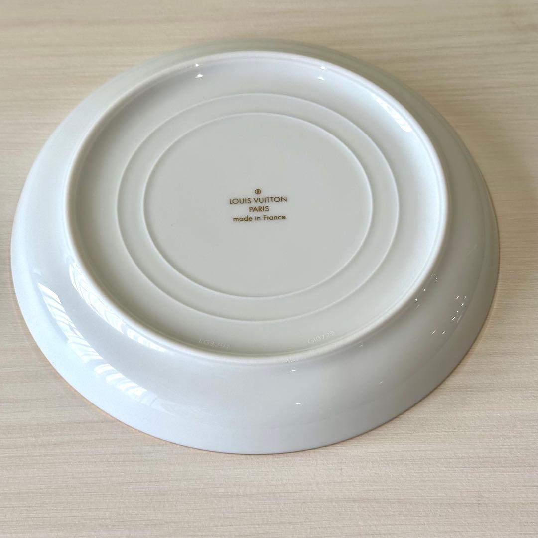 【展示品】ルイ・ヴィトン アシェット４ タイガー レザーケース付き