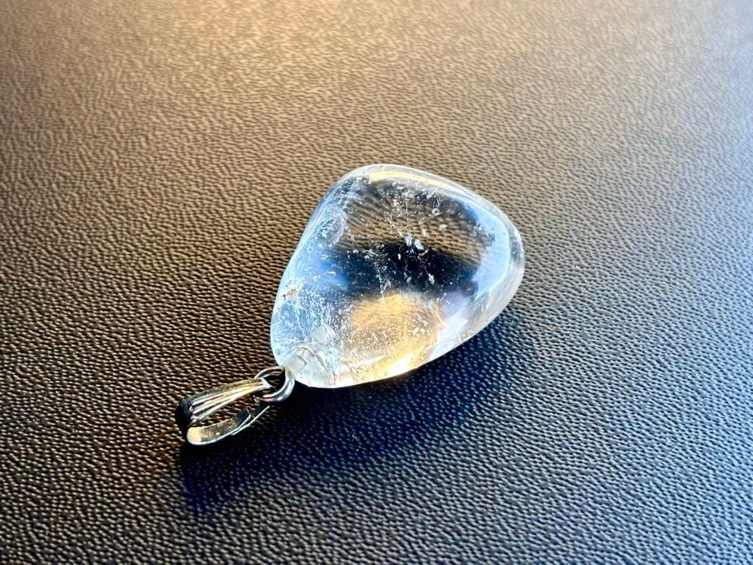 mimi　究極品質　ヒマラヤ幻の聖山　カイラス水晶のペンダントトップ　6g