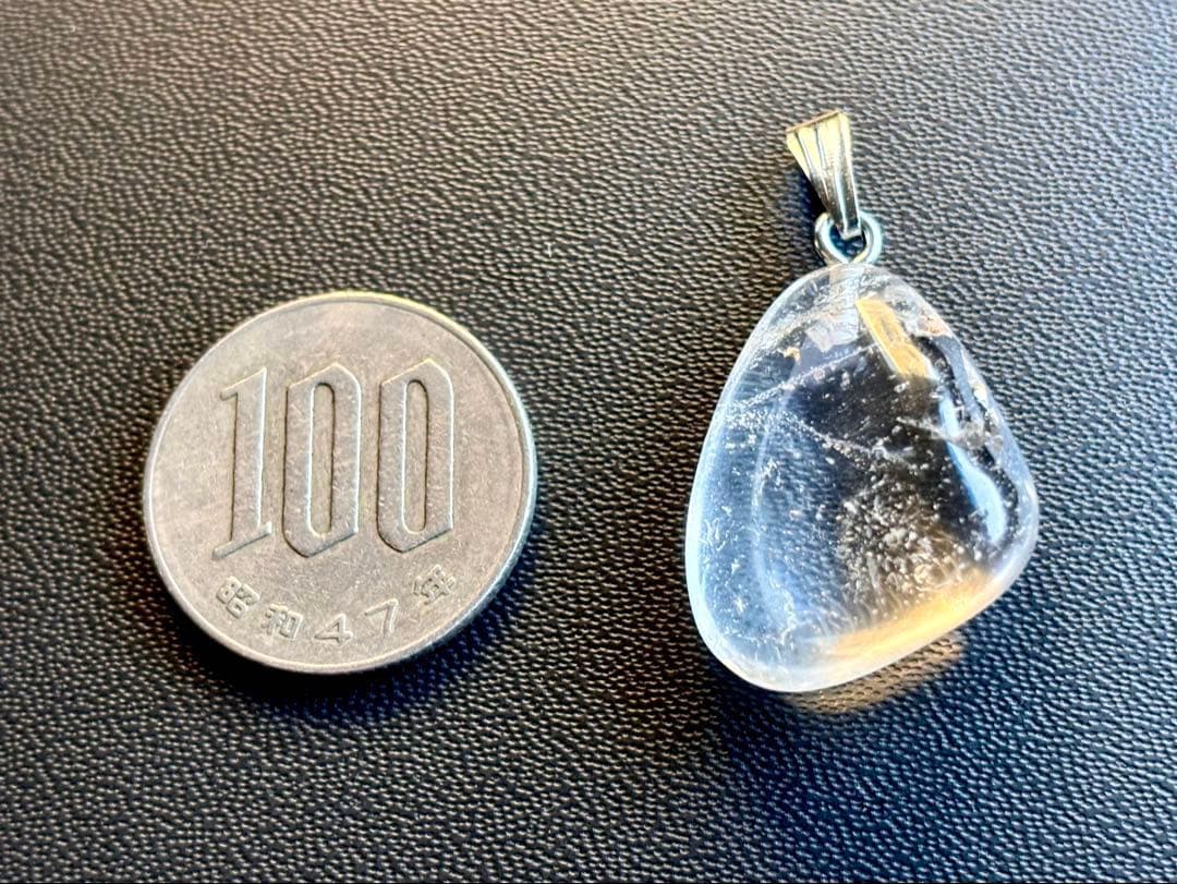 mimi　究極品質　ヒマラヤ幻の聖山　カイラス水晶のペンダントトップ　6g