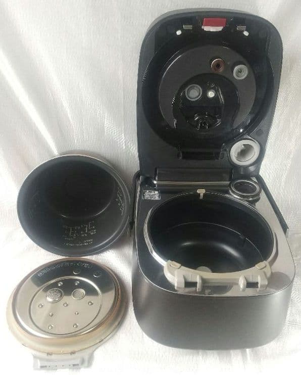パナソニック SR-VSX108 ブラック 炊飯器 Wおどり炊き 7520