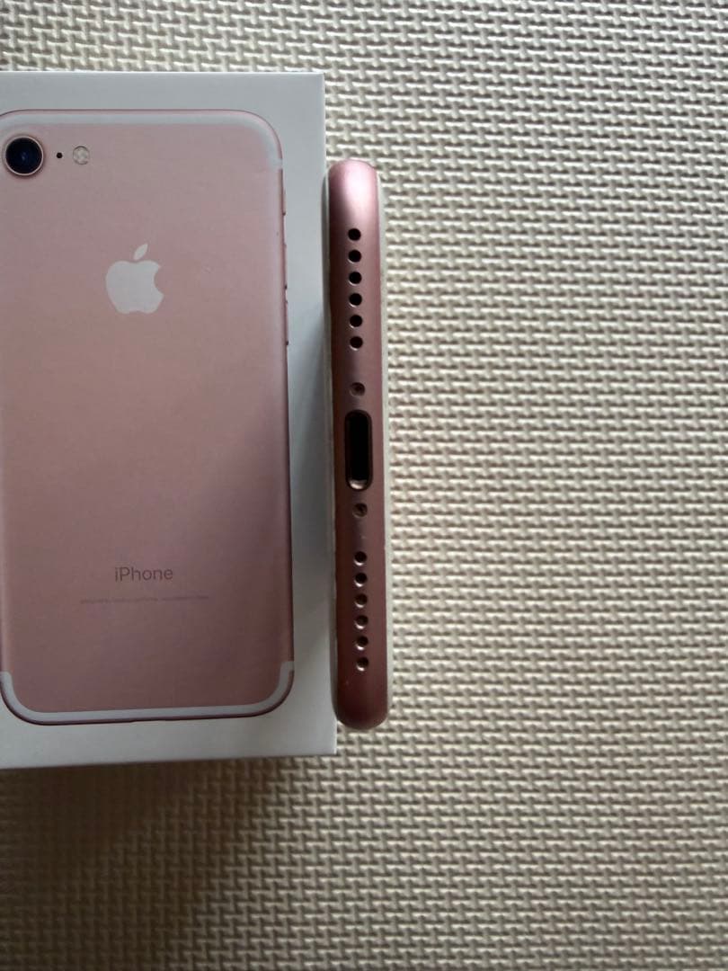 Apple iPhone 7 128GB ローズゴールド 本体 バッテリー86%