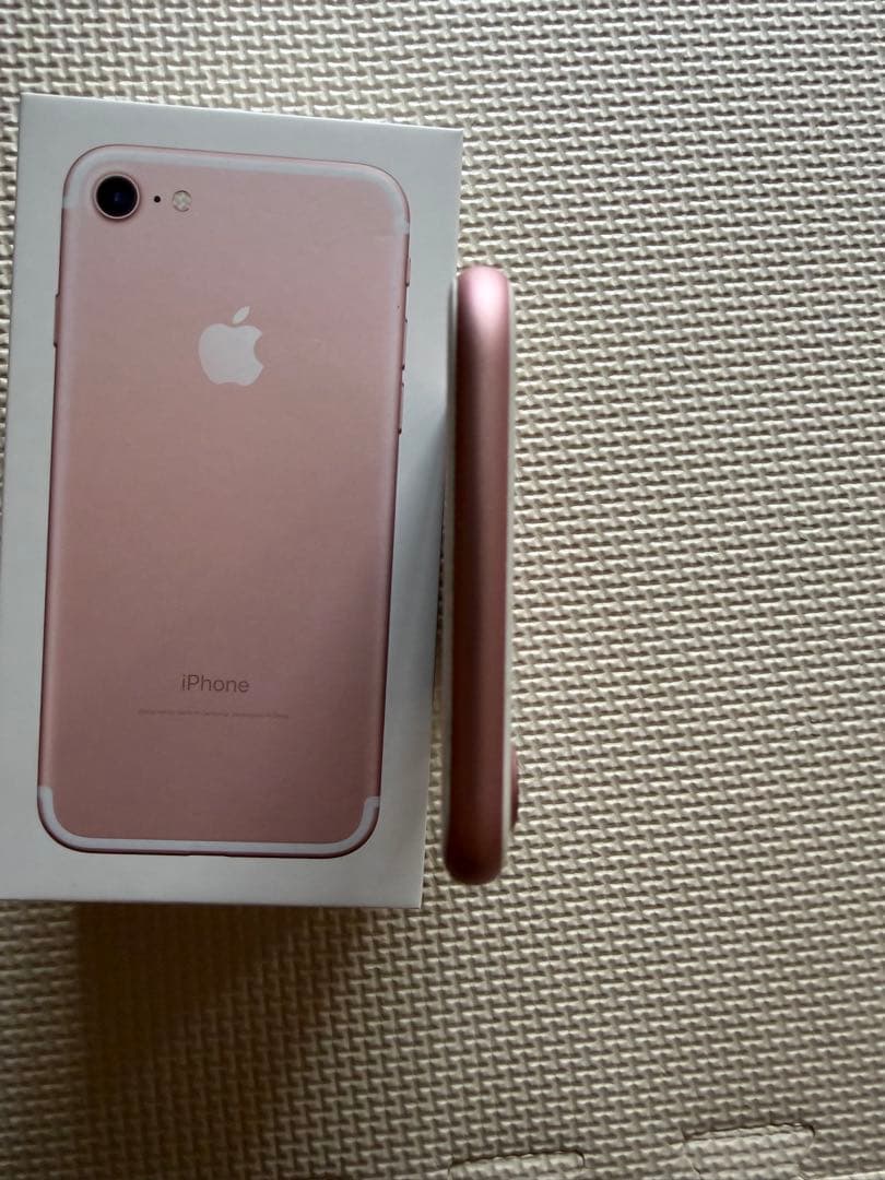 Apple iPhone 7 128GB ローズゴールド 本体 バッテリー86%