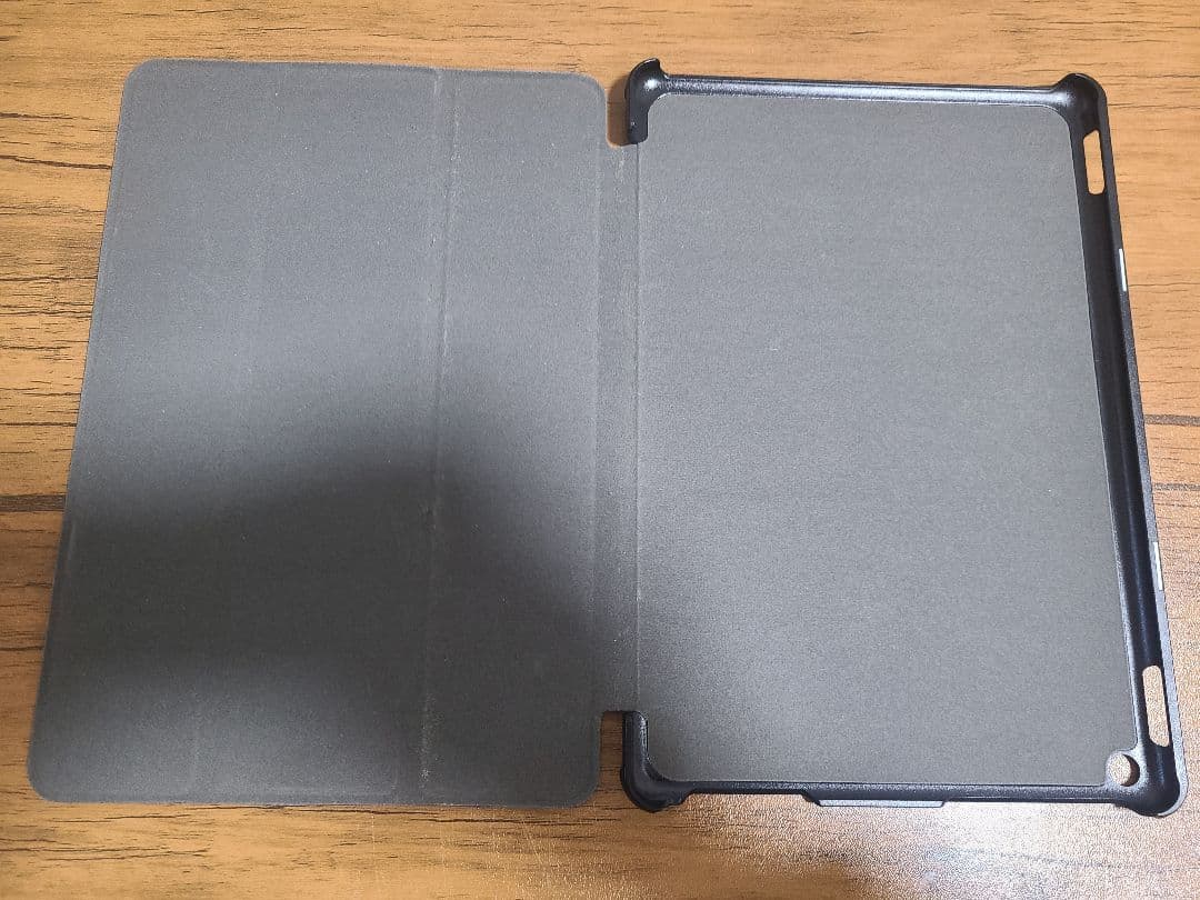 Amazon Fire HD 10 32GB 第11世代 スタンドケース付 美品