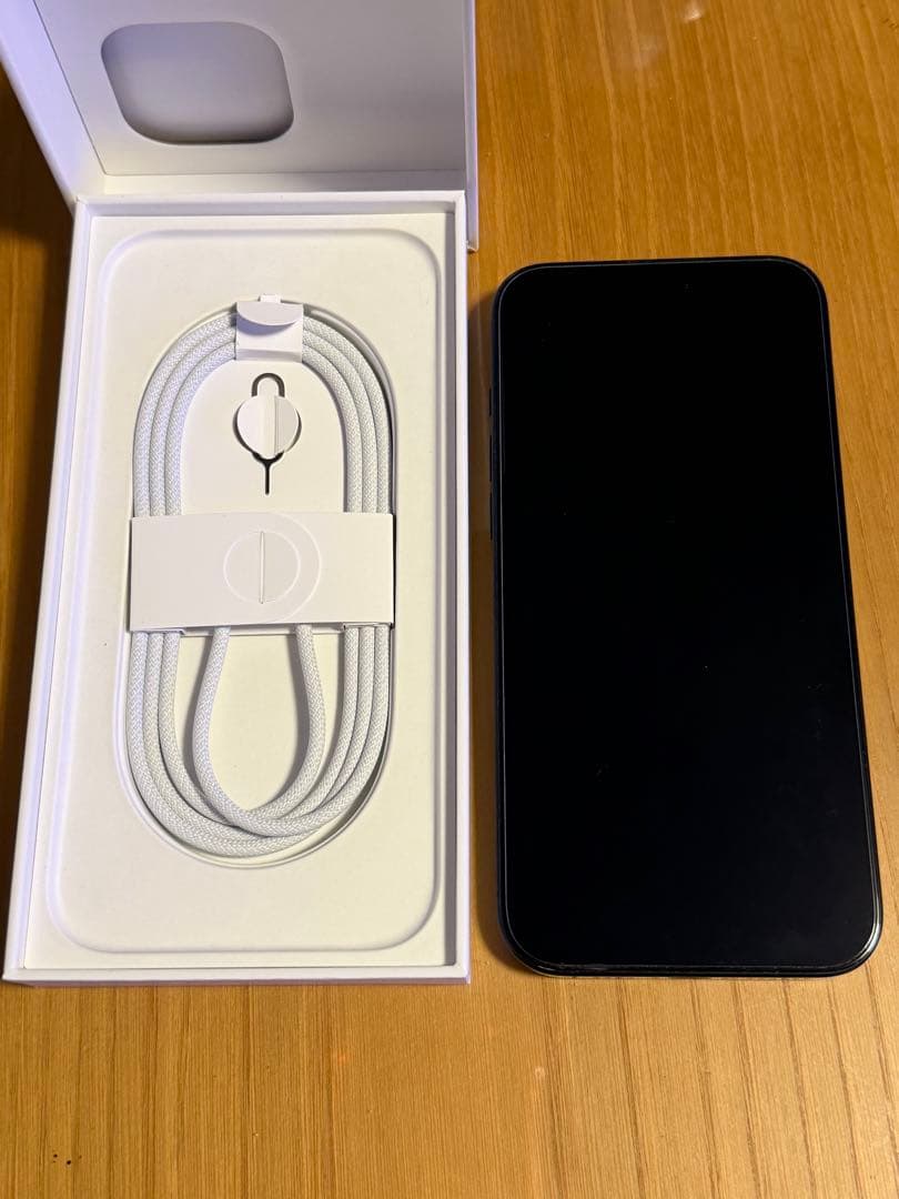 iPhone16 pro max black 512GB 付属品完備
