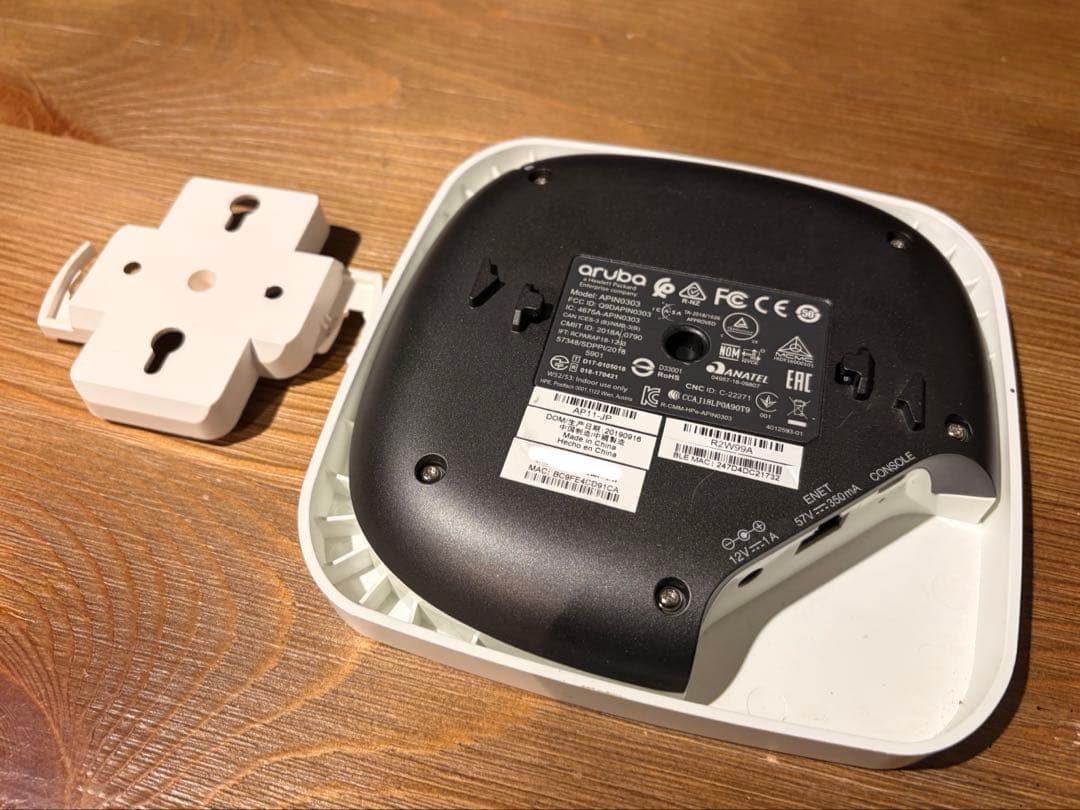 HPE Aruba Instant on AP11 中古