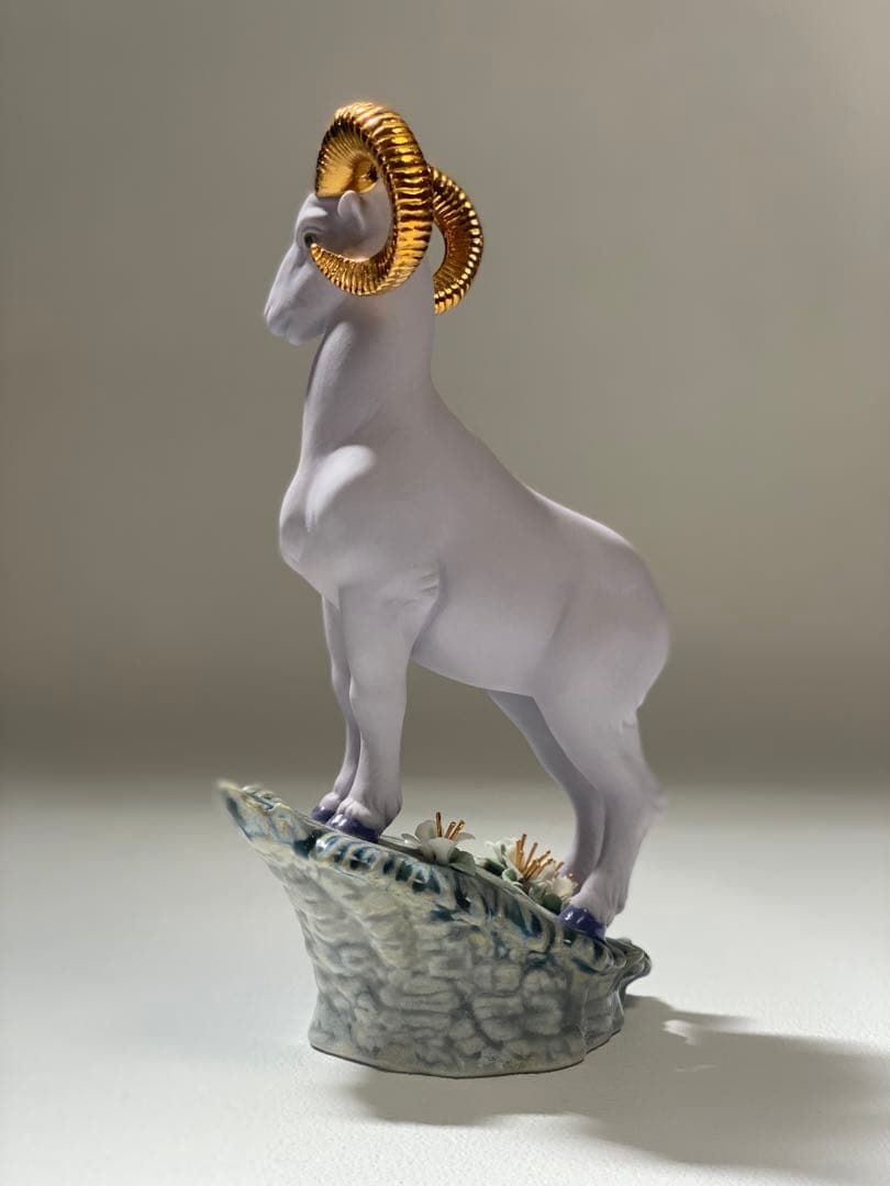 リヤドロ LLADRO 『山羊(安泰)』 世界限定数1888体