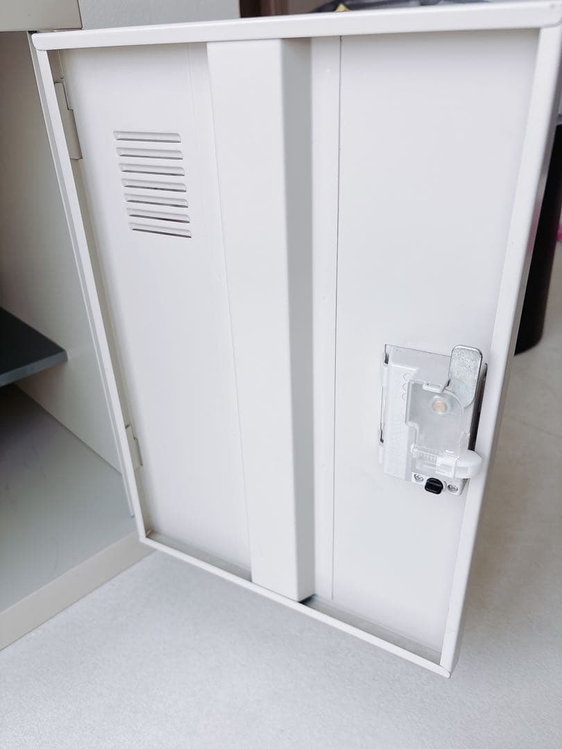 【個別ロッカー】ダイヤル式ロック 収納ボックス 学校 オフィス 貴重品 保管庫