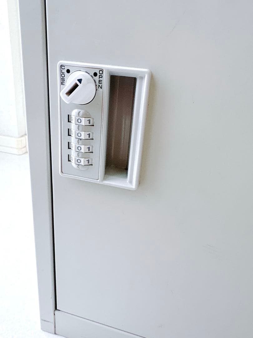 【個別ロッカー】ダイヤル式ロック 収納ボックス 学校 オフィス 貴重品 保管庫